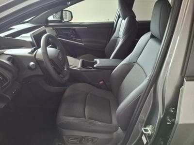 Toyota bZ4X Business Plus 2WD (2025) - Photo 8