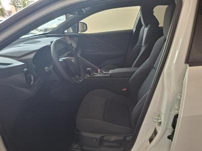 Toyota C-HR Elite PHEV (2025) - Photo 11