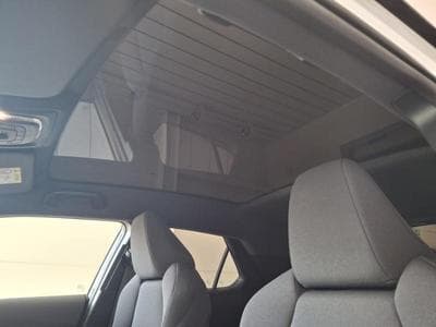 Toyota C-HR Elite PHEV (2025) - Photo 14