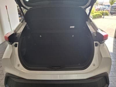 Toyota C-HR Elite PHEV (2025) - Photo 15