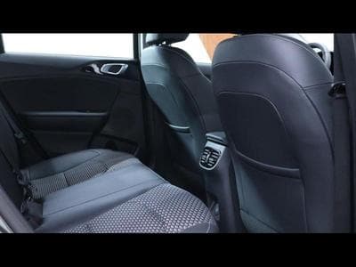 Kia Ceed SW MY25 Pulse 1.0 T-GDi 100 MT6 (2025) - Foto 13