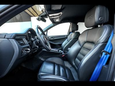 Porsche Macan III GTS PDK – CARRARA WHITE METALLIC (2024) - Foto 11