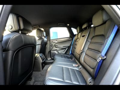 Porsche Macan III GTS PDK – CARRARA WHITE METALLIC (2024) - Foto 13