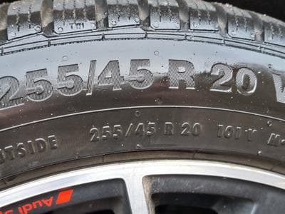 Tires – 20 - Photo 1