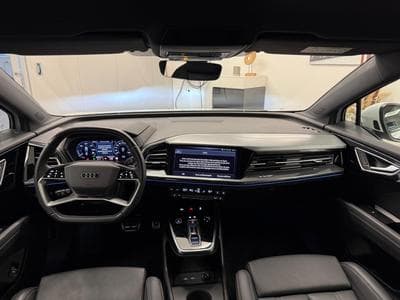 Audi Q4 e-tron 40 150kW / 204ch (2023) - Foto 5