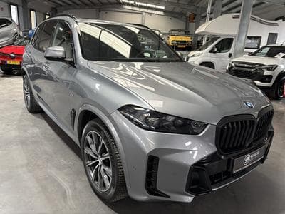 BMW X5 30d xDrive M Sport (2024) - Foto 1