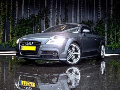 Audi TT S-Line (2010) - Foto 1