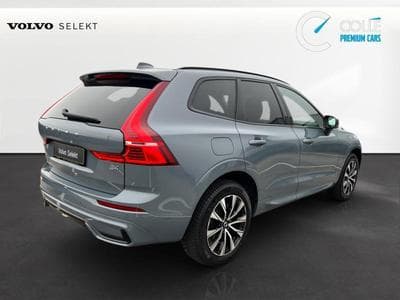 Volvo XC60 Plus Dark (2023) - Foto 2