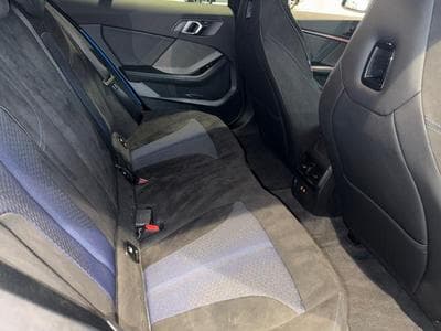 BMW 118 118d M-Sport (2024) - Foto 11