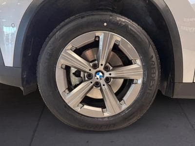 BMW X1 x1 18i (2025) - Photo 8