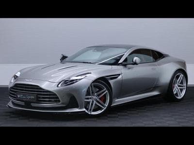 Aston-Martin DB12 4.0 V8 Coupé (2024) - Photo 1