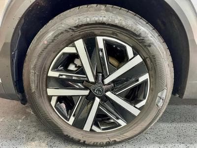 Peugeot 2008 (2025) - Foto 3