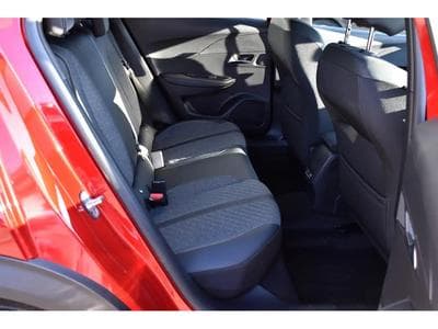 Peugeot 2008 (2024) - Foto 8