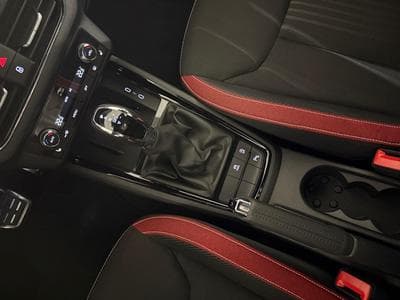 Skoda Kamiq 1.5 Monte Carlo (2023) - Photo 10