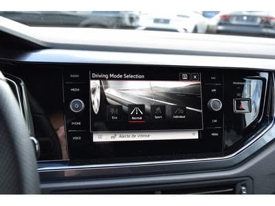 VW Polo 2.0 TSI DSG ACC TRAVEL LANE SIDE IQ.LIGHT PARK ASSIST 1°MAIN (2024) - Foto 13