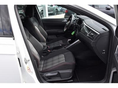 VW Polo 2.0 TSI DSG ACC TRAVEL LANE SIDE IQ.LIGHT PARK ASSIST 1°MAIN (2024) - Foto 7