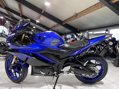 Yamaha YZF-R3 (2019) - Photo 4