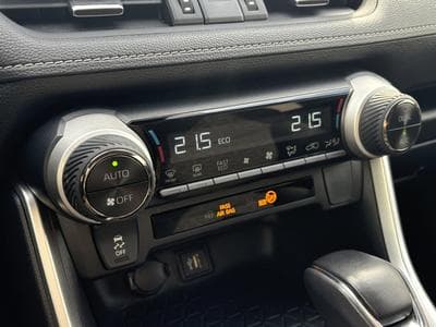 Toyota RAV 4 2.5 HYBRID DYNAMIC 218CV * GARANTIE CONSTRUCTEUR 10 ANS * (2023) - Foto 13