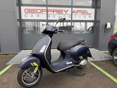 Vespa GTS 300 (2024) - Photo 1