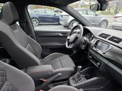Skoda Fabia 1.0 TSI  MONTE CARLO, LED, CAMERA, PANORAMIQUE, ALU 17'',NAV (2019) - Foto 3