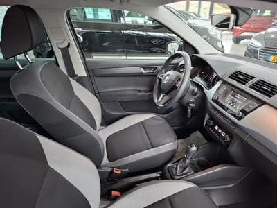 Skoda Fabia 1.2 TSI 110 DSG Style Klimaauto, 58000KM, GARANTIE, ALU 16'' (2016) - Foto 6