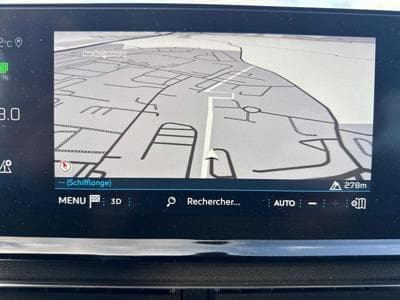 PEUGEOT 5008 1.2 PureTech 130ch S&S Allure Pack EAT8 (2021) - Photo 11