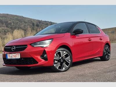 Opel Corsa Corsa F e Ultimate (2022) - Foto 1