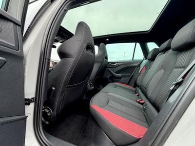 Skoda Kamiq Kamiq Monte Carlo 1.5 TSI DSG /LED/ACC/AHK/PANO/ (2021) - Foto 14