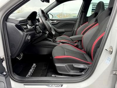 Skoda Kamiq Kamiq Monte Carlo 1.5 TSI DSG /LED/ACC/AHK/PANO/ (2021) - Foto 9