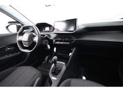 Peugeot 208 1.2 PureTech 101 Style (2025) - Foto 10