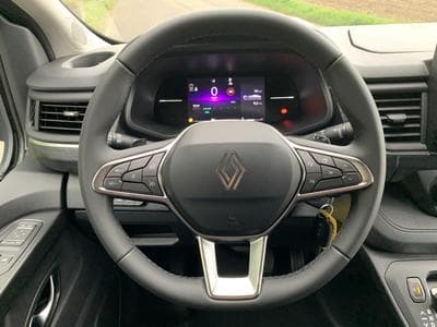 Renault Trafic 2.0 Dci 170 AT9  L2H1 (2025) - Foto 10