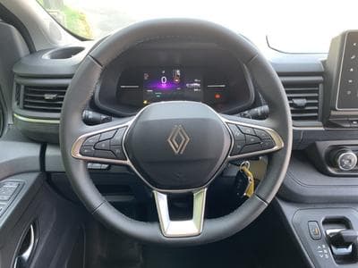 Renault Trafic 2.0 Dci 170 AT9  L2H1 (2025) - Foto 9