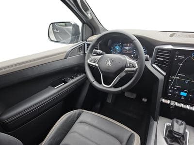 VW Amarok 3.0 TDI AUTO 241 Aventura (2025) - Foto 8