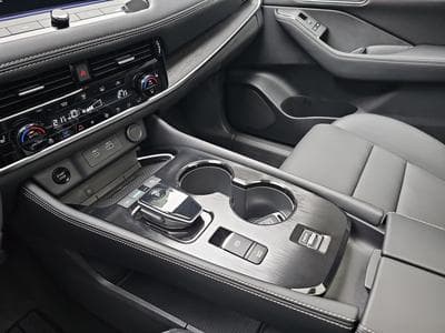 Nissan X-Trail 1.5 VC-T E-Power 204 AUTO Tekna (2025) - Photo 11