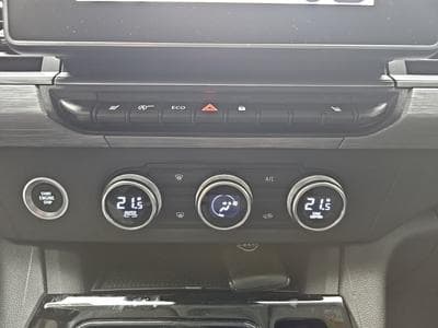 Nissan Townstar 1.2 DIG-T 130 L2 Tekna 7 places (2025) - Photo 10