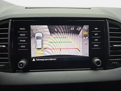 Skoda Karoq 1.5 TSi DSG 150 130 Anniversary (2025) - Foto 10