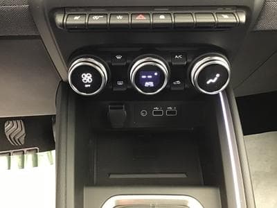 Renault Clio 1.0 TCE EDC 90 Techno (2025) - Photo 15