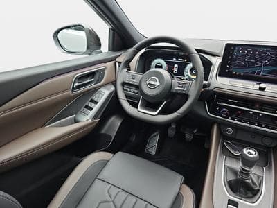 Nissan Qashqai 1.3 DIG-T MHEV 158 Tekna (2025) - Photo 8