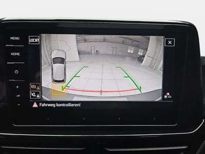 VW T-Roc 2.0 TDi DSG 150 R-Line (2025) - Photo 9