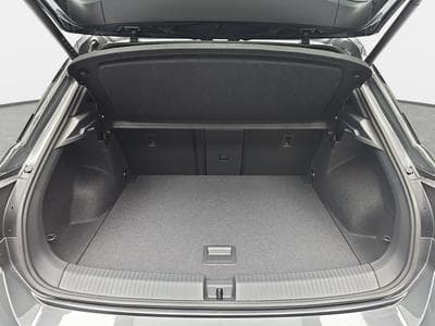 VW T-Roc 2.0 TDi DSG 150 R-Line (2025) - Foto 13