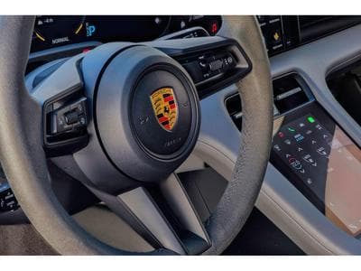 Porsche Taycan 4S SPORT 530CH Performance plus battery 1 year (2020) - Photo 10
