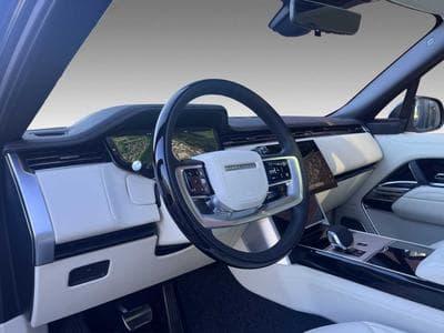 Land-Rover Range Rover P530 Autobiography DUNKELGRÜN 23ZOLL STANDHEIZUNG KÜHLFACH (2024) - Foto 7