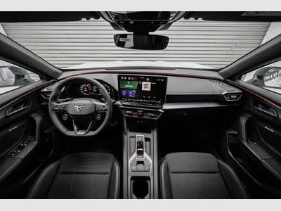 Cupra Formentor 1,5 eTSI DSG (2025) - Photo 5