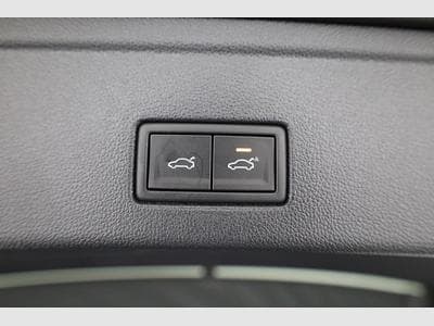 VW Touareg 3.0 TDI 210 kW 4Motion R-Line (2025) - Photo 13