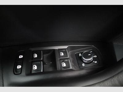 VW Touareg 3.0 TDI 210 kW 4Motion R-Line (2025) - Photo 7