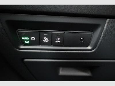 VW Touareg 3.0 TDI 210 kW 4Motion R-Line (2025) - Photo 8