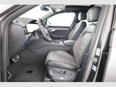 VW Touareg 3.0 TDI 210 kW 4Motion R-Line (2025) - Photo 9