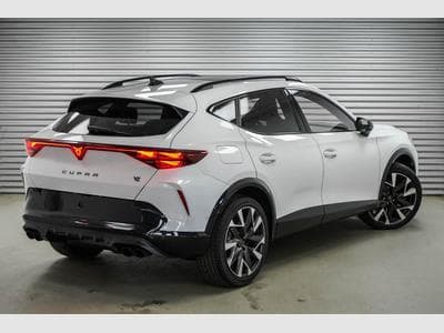 Cupra Formentor 2,0 TSI DSG (2025) - Photo 2