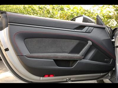 Porsche 911 (992.1) CARRERA GTS COUPE PDK avec Pack de conception allégé (2022) - Photo 9