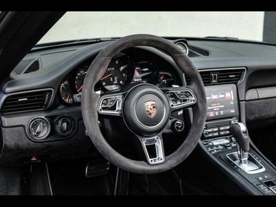 Porsche 911 (991.2) TARGA 4 GTS PDK (2017) - Photo 11